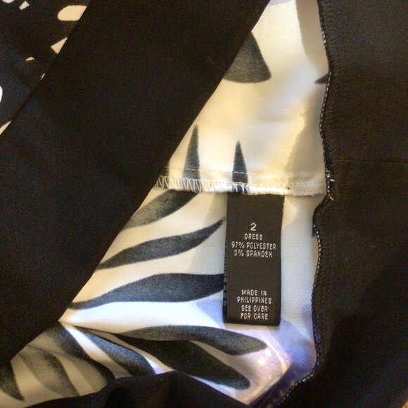 Dress Sleeveless AB Studio Size 2 Never worn - Picture 10 of 10